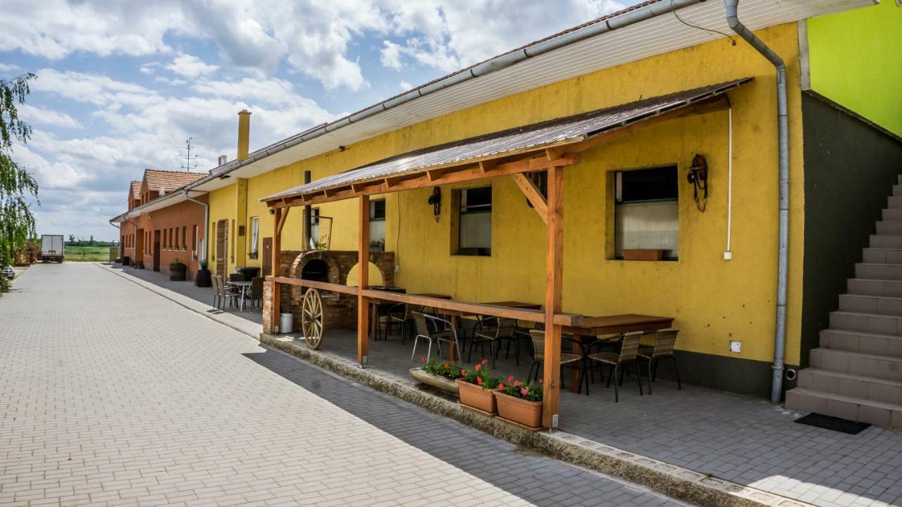 Penzion U Dablova Kopyta Rakvice Eksteriør bilde